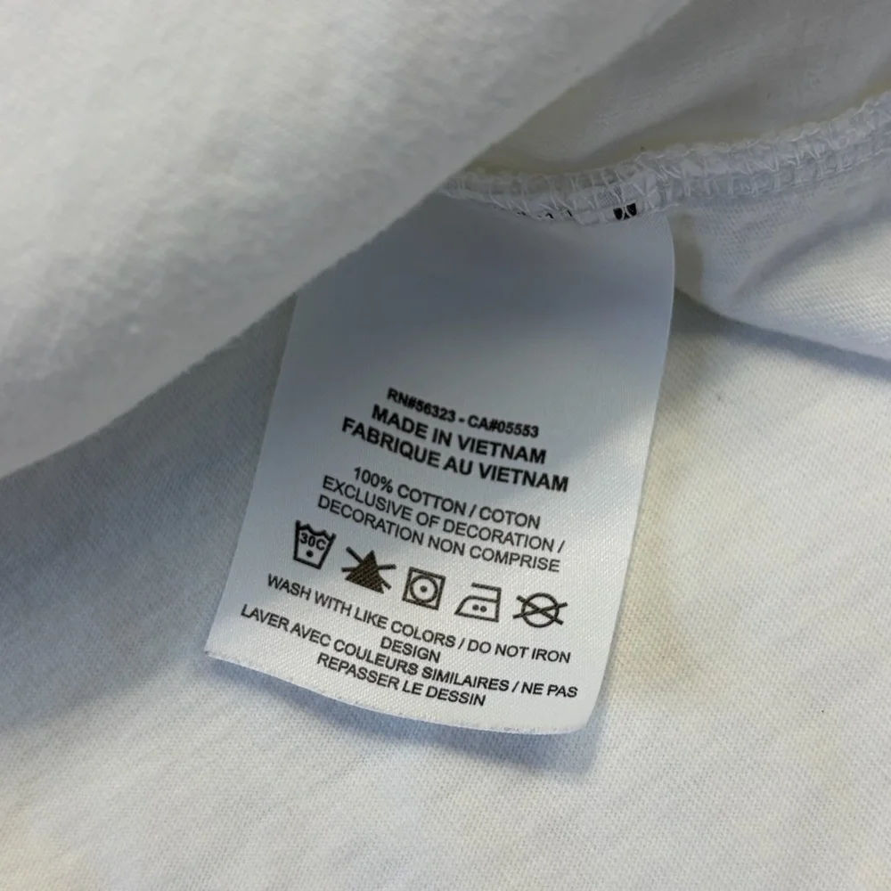 Nike The Nike Tee White Graphic Tee Size XS